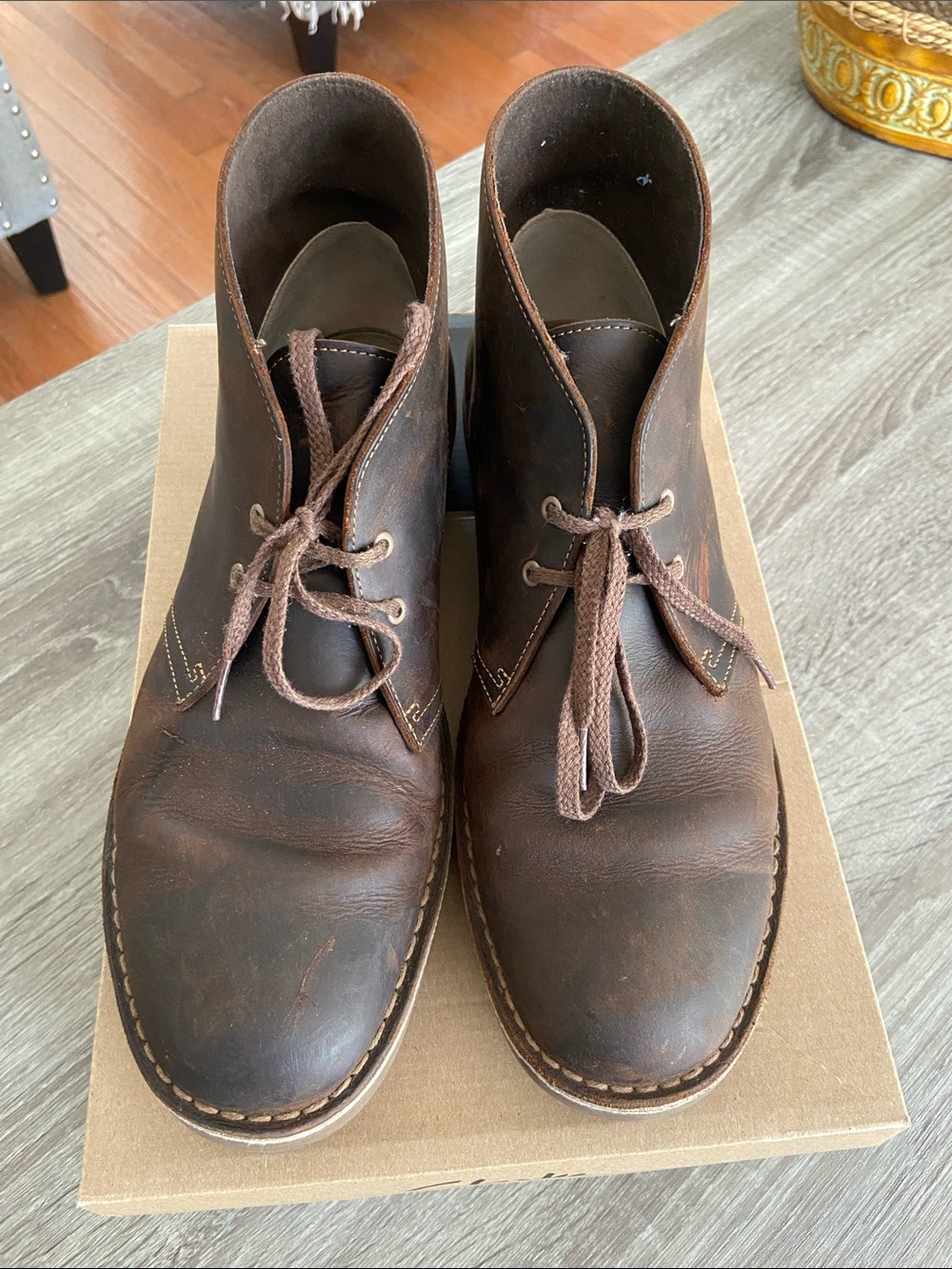 Clarks Men's Brown Leather Chukka Boots - Casual Lace-Up